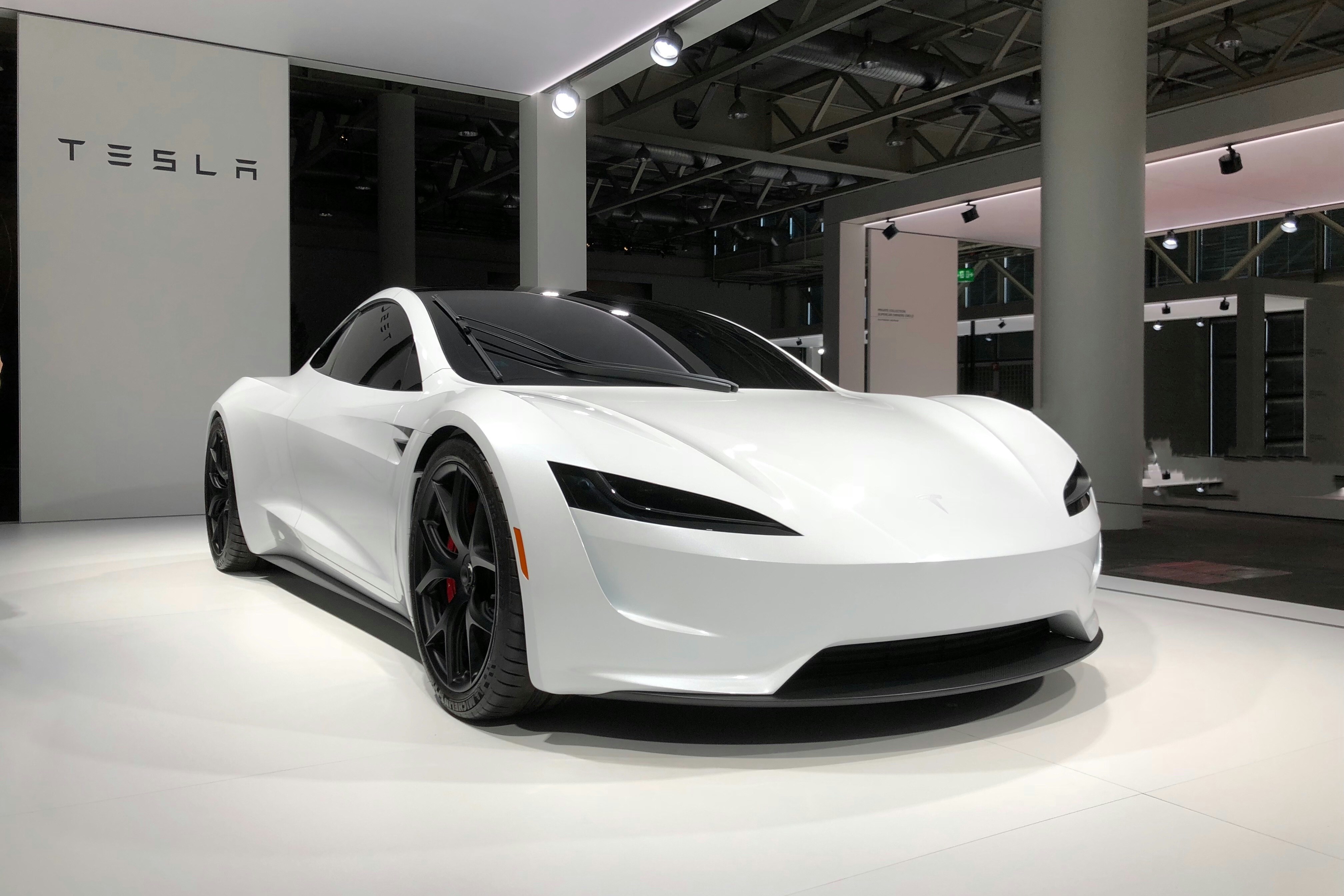 AUTOMOTIVE & MOBILITY
